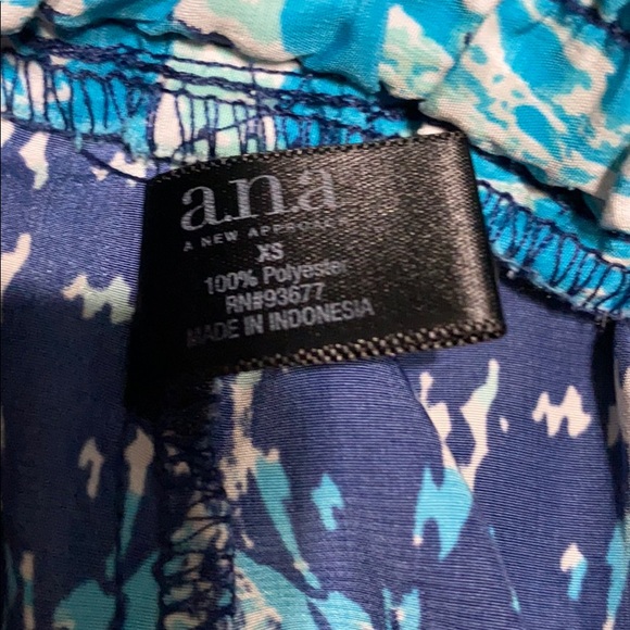 Ana lightweight shorts - Picture 3 of 8